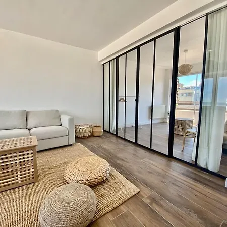 Face A La Mer: Bel Panoramique Appartement *